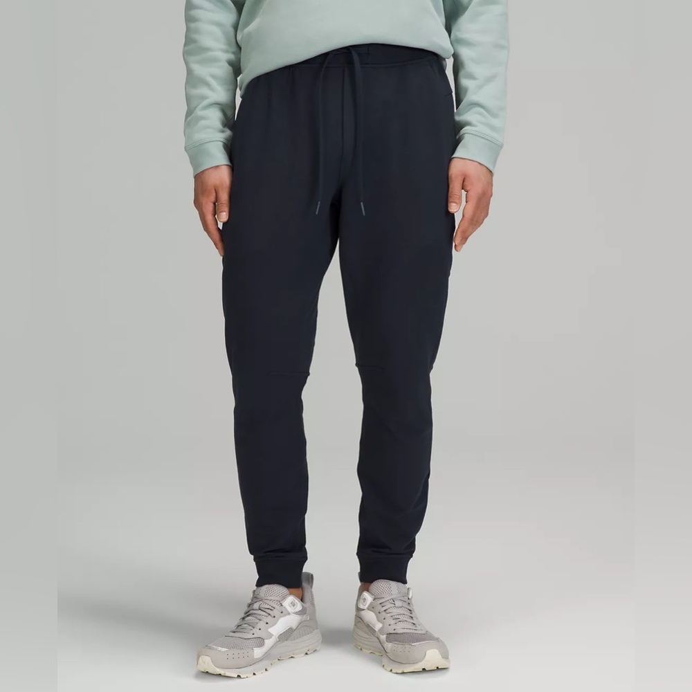 Lululemon men’s joggers